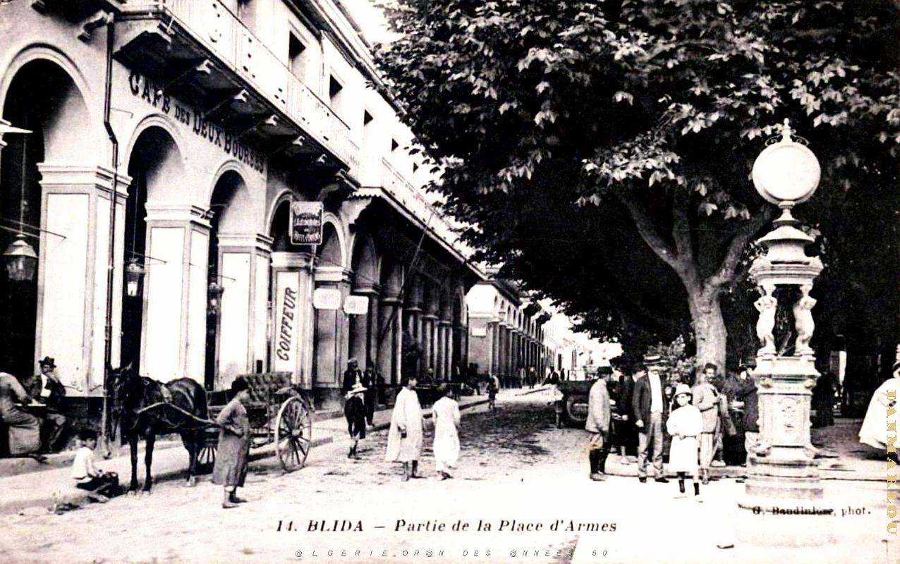 2868- Blida - Place d'Armes.jpg